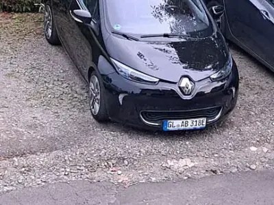 Usado Renault Zoe Zen 64 kW (88 HP) 2014 Preto Citadino
