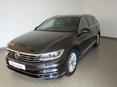 Gebraucht VW Passat Highline 190 PS (139 kW) 2019 Grau metallic Kombi
