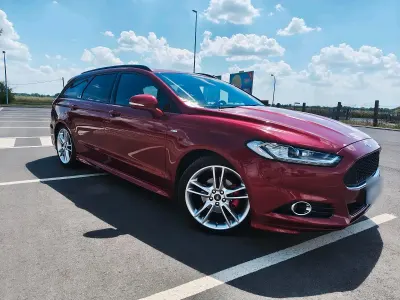 Gebraucht Ford Mondeo ST-Line 165 PS (121 kW) 2018 Rot Kombi