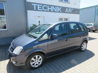 Gebraucht Opel Meriva 105 PS (77 kW) 2010 Blau Van / Kleinbus