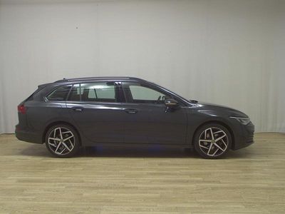 Usata VW Golf VIII Pro 150 CV (110 kW) 2022 Grigio Station wagon