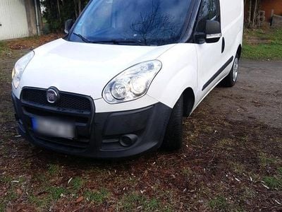 Weiß Gebraucht 2012 Fiat Doblò Van / Kleinbus | 1.990 € (Guter Preis)
