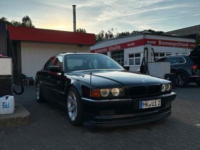 BMW 735