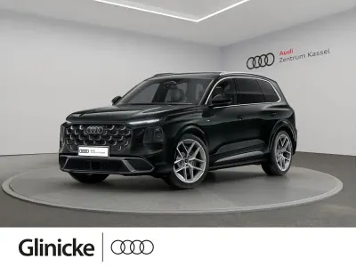 Neu Audi Q7 Sport 299 PS (219 kW) 2026 Grün SUV
