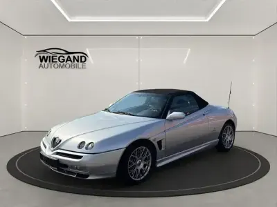 Gebraucht Alfa Romeo Spider 218 PS (160 kW) 2002 Grau Cabrio