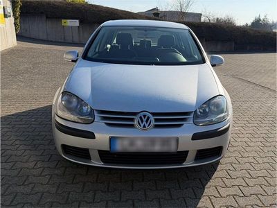 Gebraucht VW Golf V 115 PS (84 kW) 2004 Grau Kleinwagen