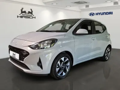 Gebraucht Hyundai i10 Trend 67 PS (49 kW) 2024 Grau Kleinwagen
