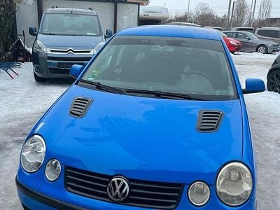 Blau Gebraucht 2002 VW Polo Kleinwagen | 900 € (Guter Preis)