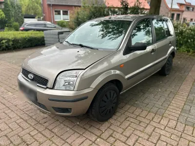 Gebraucht Ford Fusion 80 PS (58 kW) 2003 Gold Kleinwagen