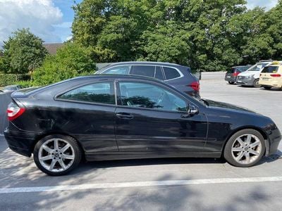 Mercedes C230
