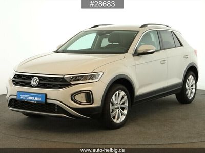 Gebraucht VW T-Roc Life 150 PS (110 kW) 2023 Ascotgrau SUV