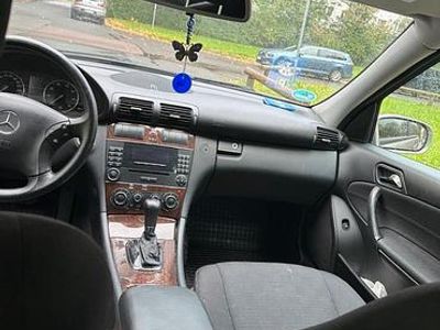 Mercedes C180