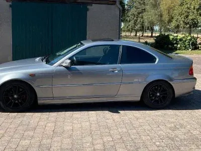 Gebraucht BMW 320 170 PS (125 kW) 2004 Grau Coupé