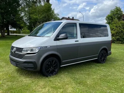 Gebraucht VW Multivan Trendline 150 PS (110 kW) 2021 Weiß Van / Kleinbus