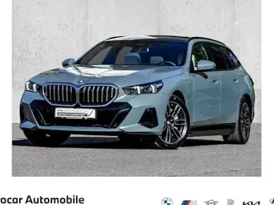 Brugt BMW 550e M Sport 489 HK (359 kW) 2025 Grøn Stationcar