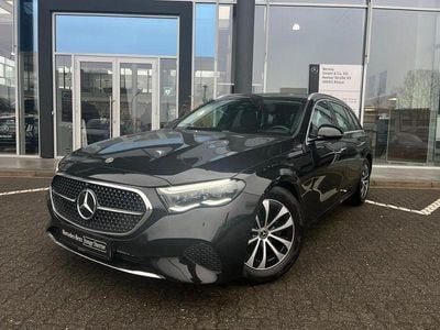 Gebraucht Mercedes E200 Avantgarde 204 PS (150 kW) 2024 Schwarz Limousine