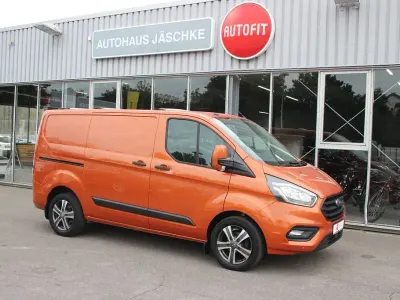Gebraucht Ford 300 Trend 170 PS (125 kW) 2019 Orange Van / Kleinbus