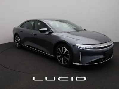 Gebraucht Lucid Air Pure 358 kW (487 PS) 2024 Blau Limousine