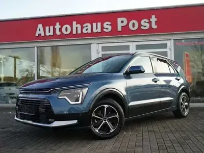 Używany Kia Niro Vision 94 KM (69 kW) 2025 Niebieski SUV