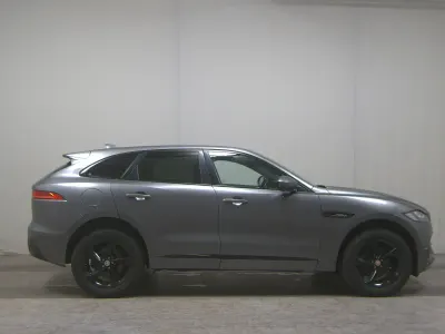 Używany Jaguar F-Pace R-Sport 180 KM (132 kW) 2018 Szary SUV