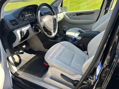 Mercedes A200