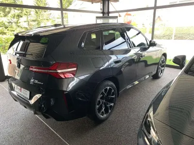 Gebraucht BMW X3 Performance 197 PS (144 kW) 2025 Grau SUV