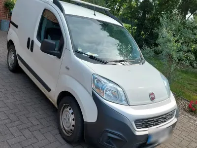 Gebraucht Fiat Fiorino 80 PS (58 kW) 2021 Weiß Van / Kleinbus