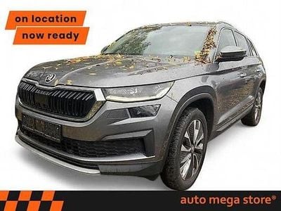 Grey metallic Gebraucht 2022 Skoda Kodiaq Tour SUV | 25.646 € (Superpreis)