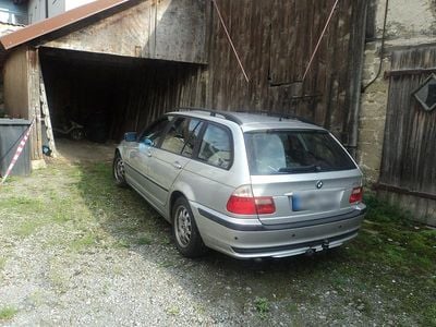 Gebraucht BMW 318 116 PS (85 kW) 2004 Silber Kombi