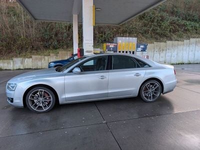 Audi A8L