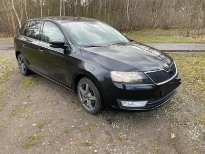 Gebraucht Skoda Rapid Active 90 PS (66 kW) 2017 Schwarz Kleinwagen