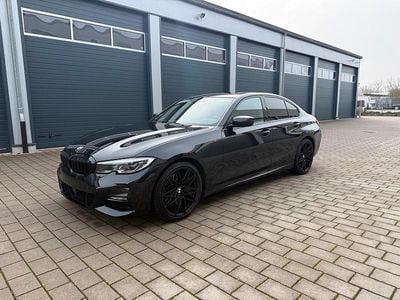 Schwarz Gebraucht 2021 BMW 330 M Sport Limousine | 38.499 € (Fairer Preis)
