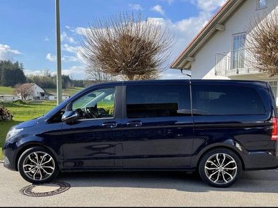 Usata Mercedes V250 190 CV (139 kW) 2016 Blu Monovolume