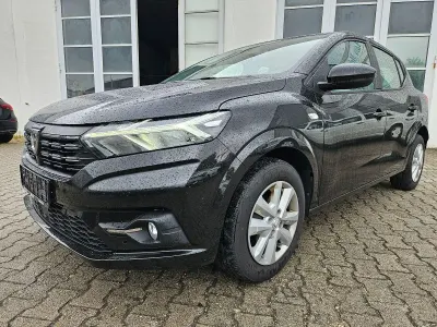 Gebraucht Dacia Sandero Comfort 101 PS (74 kW) 2021 Schwarz Limousine