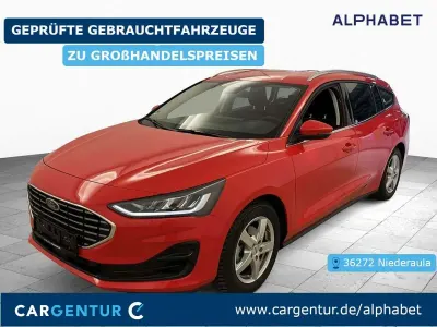 Gebraucht Ford Focus Titanium 155 PS (114 kW) 2024 Rot Kombi