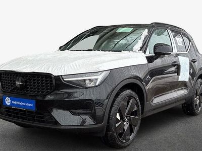 Neu Volvo XC40 Plus 197 PS (144 kW) 2026 Schwarz SUV