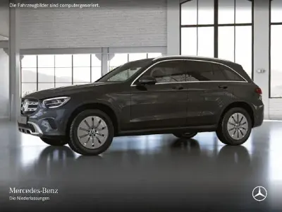 Gebraucht Mercedes GLC300e 320 PS (235 kW) 2021 SUV