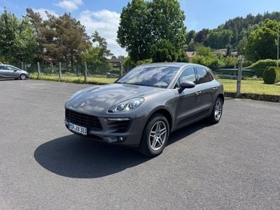 Porsche Macan S