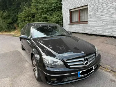 Gebraucht Mercedes CLC200 184 PS (135 kW) 2010 Schwarz Coupé