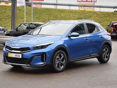 Neu Kia XCeed 150 PS (110 kW) 2025 Blau SUV