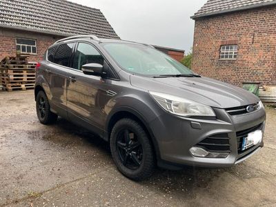 gebraucht Ford Kuga Allrad, Baujahr 2013, Anhängerkupplung