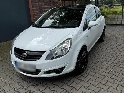 Gebraucht Opel Corsa Color Edition 90 PS (66 kW) 2010 Kleinwagen