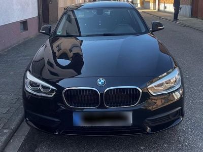 Gebraucht BMW 116 109 PS (80 kW) 2018 Schwarz Kleinwagen