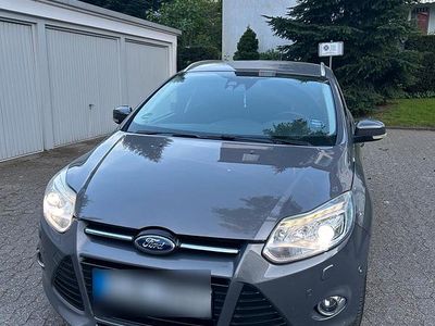 Usata Ford Focus 150 CV (110 kW) 2012 Marrone Station wagon