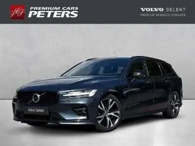 Gebraucht Volvo V60 145 PS (106 kW) 2022 Kombi