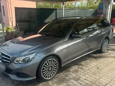 Gebraucht Mercedes E220 All-Terrain 194 PS (142 kW) 2017 Grau Kombi