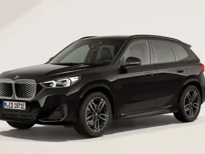 Neu BMW iX1 Exclusive 150 kW (204 PS) 2026 Saphirschwarz SUV