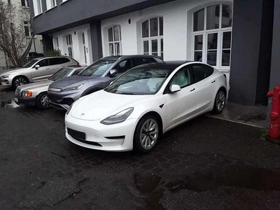 Usado Tesla Model 3 239 kW (325 HP) 2022 Branco Sedan