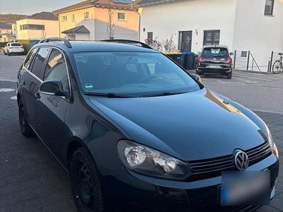 Gebraucht VW Golf VI 140 PS (102 kW) 2011 Schwarz Kleinwagen