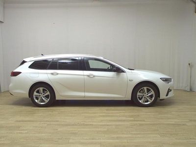Weiss Gebraucht 2021 Opel Insignia Business Kombi | 13.680 € (Superpreis)